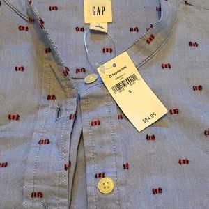GAP ladies button down